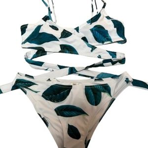 Cupshe bikini | Leaf pattern |